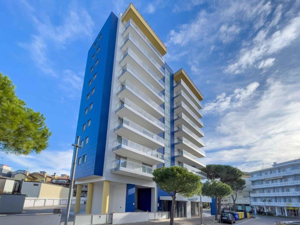 Apartment In Lignano 43616